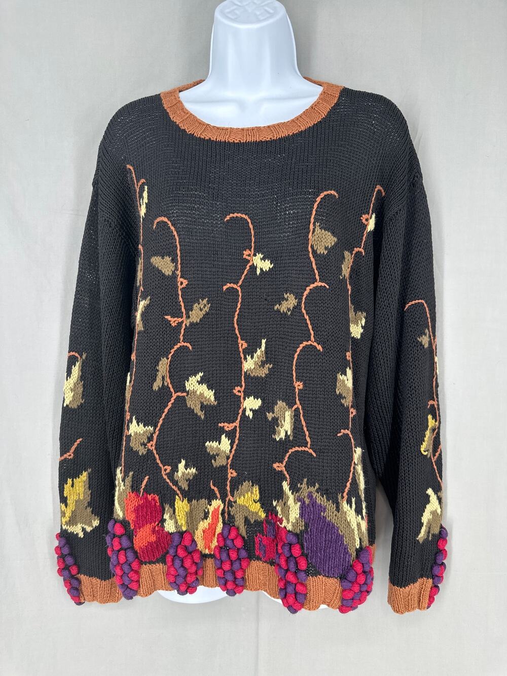 Vintage Sweater Women Small Black Grapes Fruit Handknit Cottagecore Cabin Floral